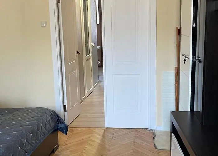 Near The Church Of Olga And Elizabeth Lägenhet Lviv